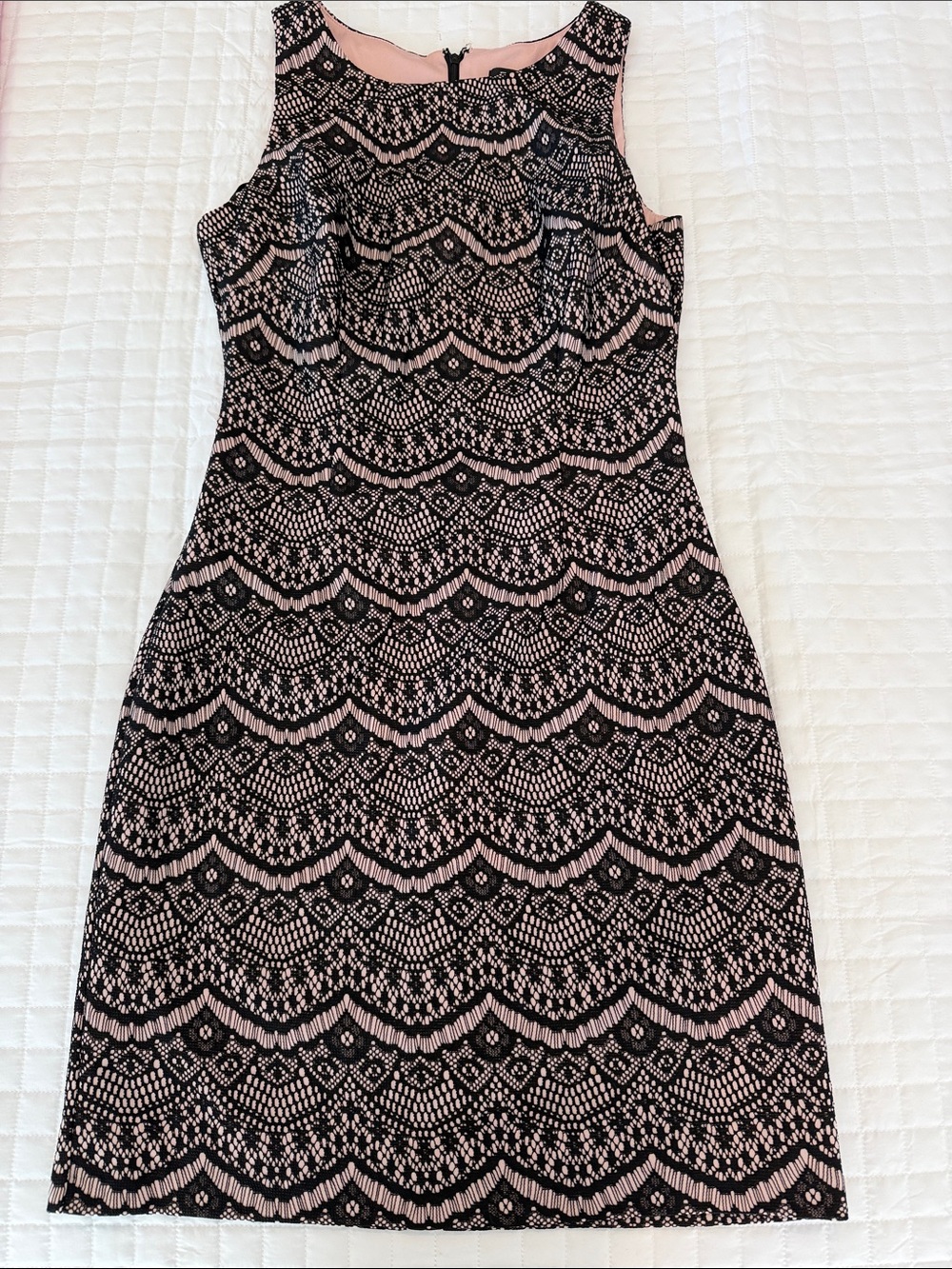 Sleeveless Pink and Black Lace-Pattern Sheath Dress